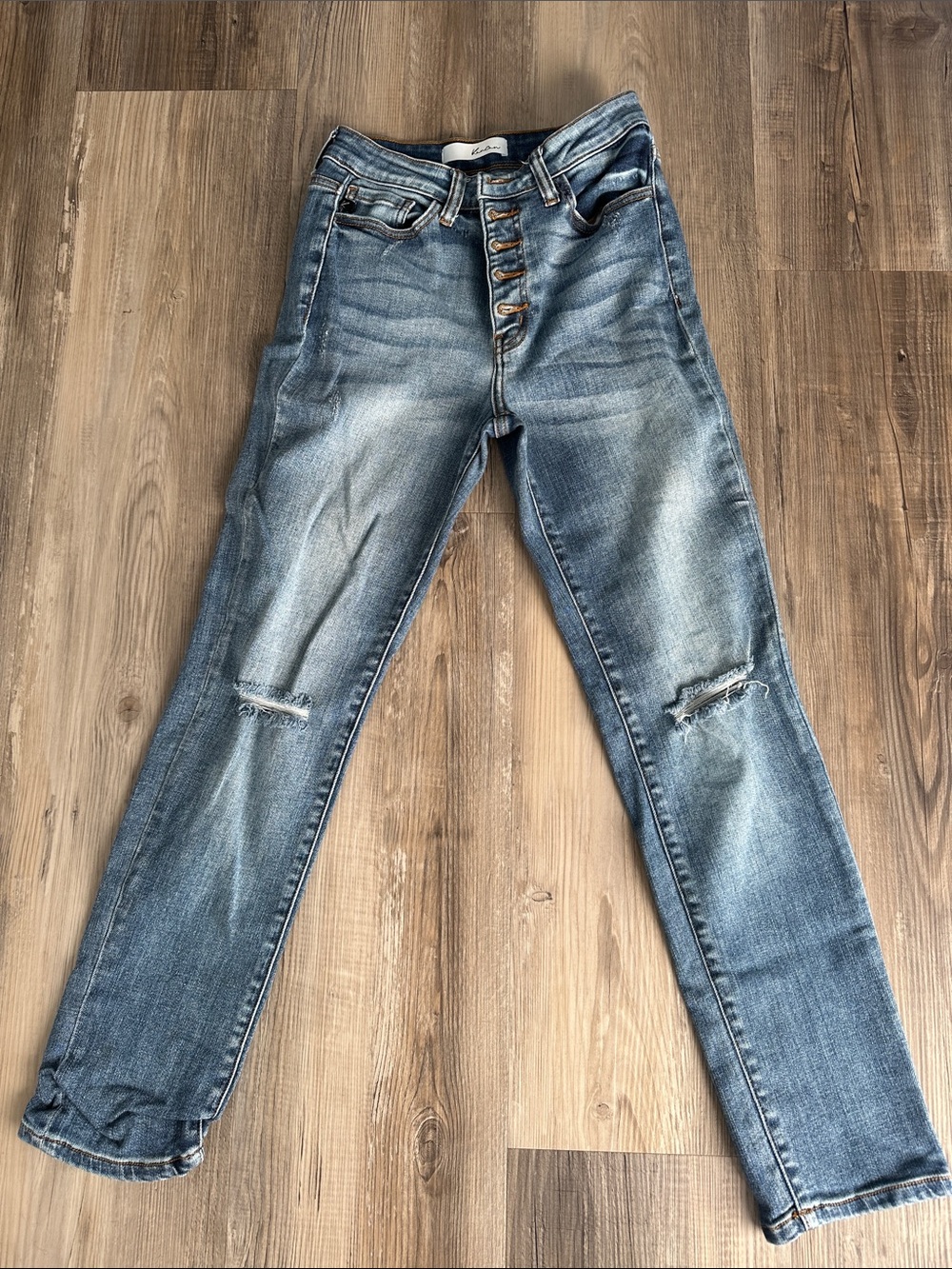 KanCan Distressed Jeans in Light Blue Wash